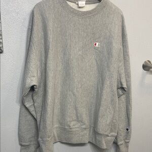 Champion Women’s Reverse Weave Crewneck Sweatshirt in Light Gray